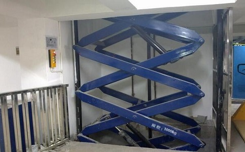 固定剪叉升降平臺(圖1) 固定剪叉升降平臺(圖1)