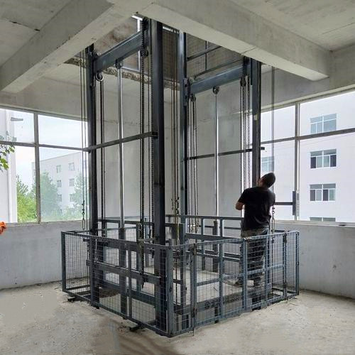 升降貨梯與傳統(tǒng)提升機的區(qū)別(圖1) \